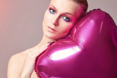 romantik genç güzel kız