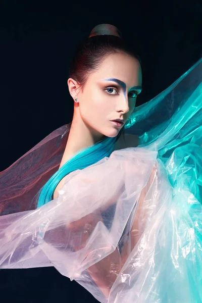 genç kadın, makyaj, mavi saçlı plastik