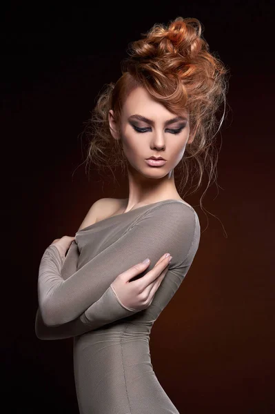 Sensual Beautiful Girl Make Hair Style Beautiful Young Woman — Stock Photo, Image
