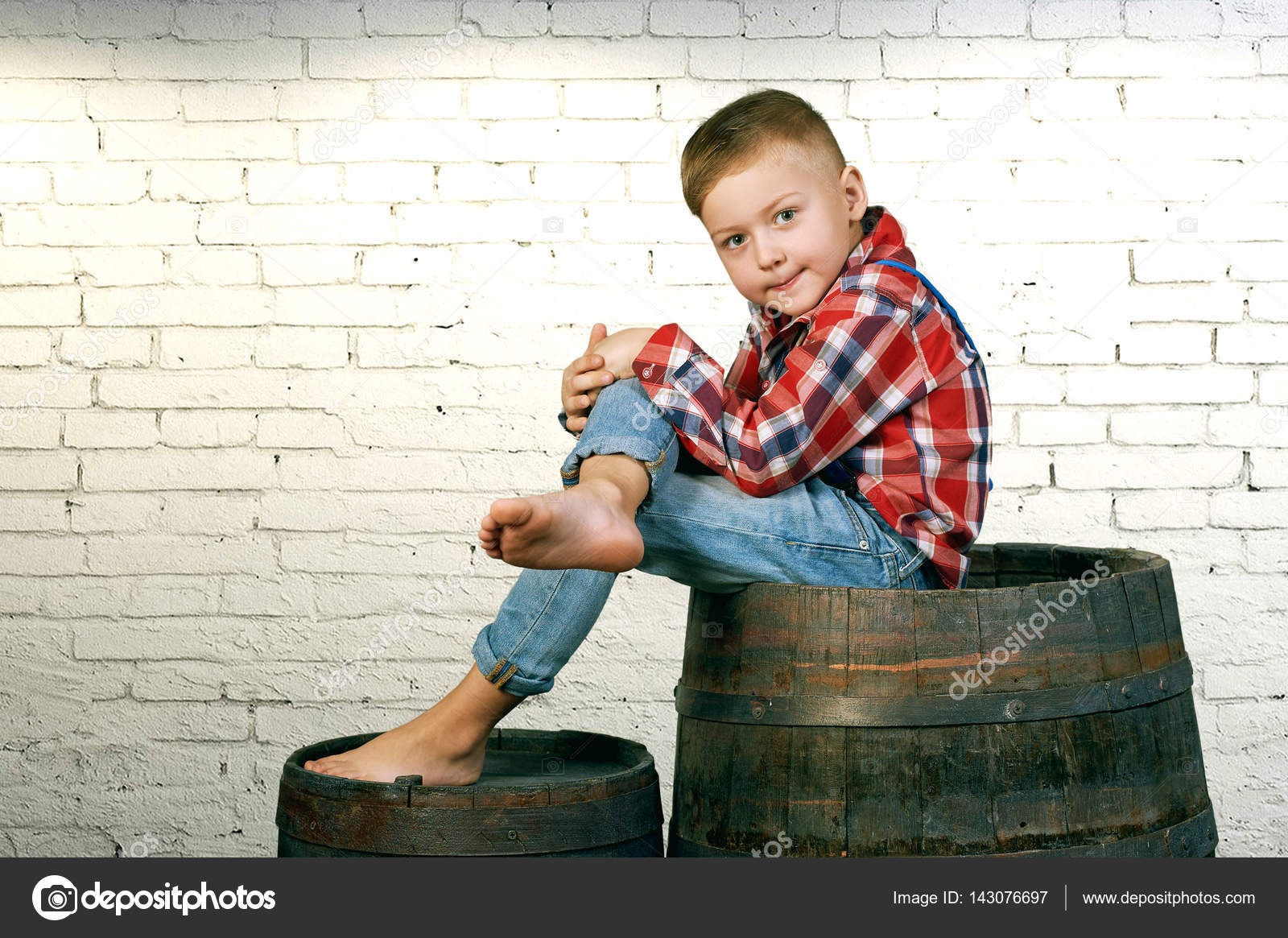 Beautiful stylish boy pics Beautiful stylish boy pics