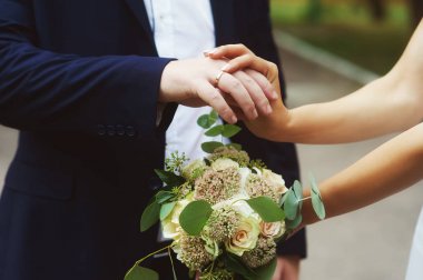 Elele, closeup Düğün çifti .