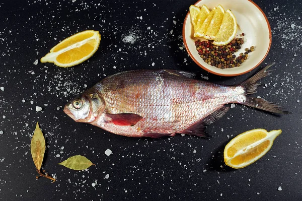 Fresh Fish River Fish Ingredients Cooking Dark Background View Top — Stock Photo, Image