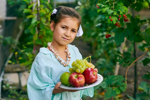 Portrait Une Fille Aux Pommes — Photo