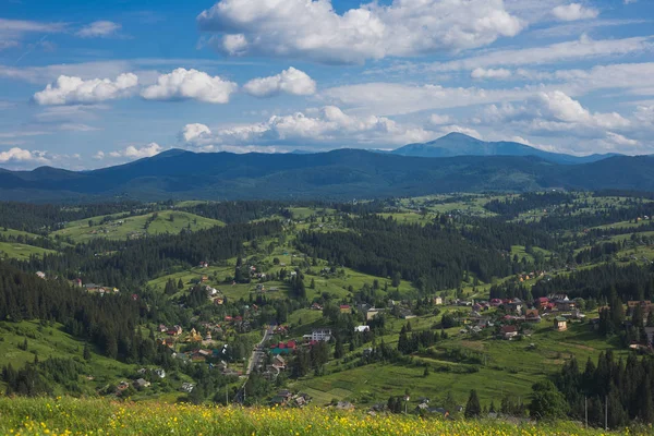 Blick von oben auf das Dorf — Stockfoto