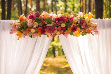 çiçek düğün süslemeleri