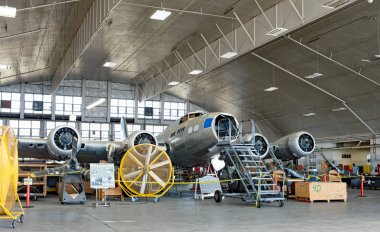 Memphis Belle restorasyon sürecinde