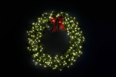  Işıklı Noel çelenk lacivert duvar