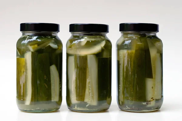 Conservas Kosher Dill Pickles enlatadas — Fotografia de Stock