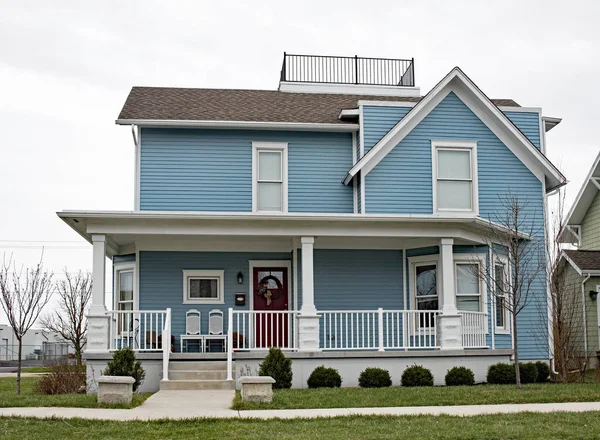 Nuovo Più Vecchio Stile Blue Home — Foto Stock