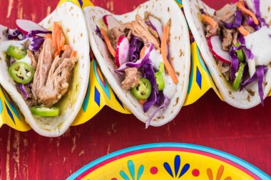 Domuz tacos verde.