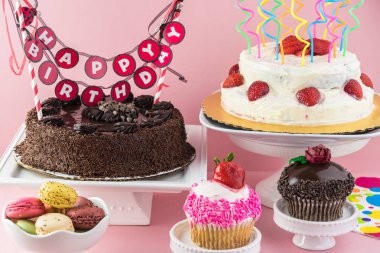 Tatlı doğum günü tablo.