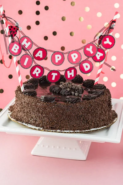 Çikolatalı doğum günü pastası.