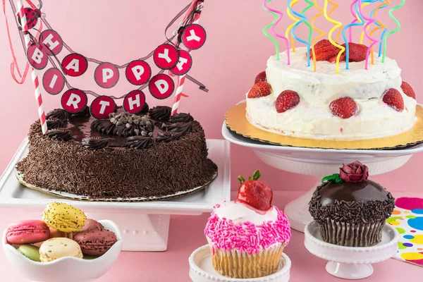 Tatlı doğum günü tablo.