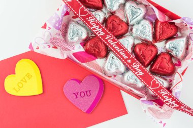 Sevgililer Günü şeker kutusu hediyesi.