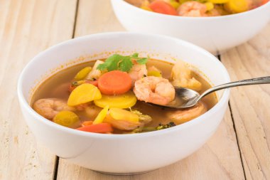 Meksika karides sebzeleri baharatlı çorba..