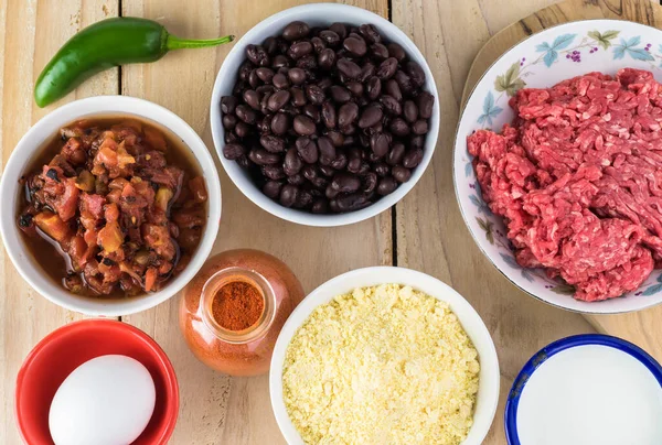 Ingredientes Para Pastel Tamal Carne Mexicana Tazón Con Carne Molida —  Fotos de Stock