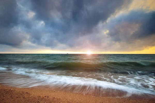 Güzel deniz manzarası. Doğa bileşimi. — Stok fotoğraf