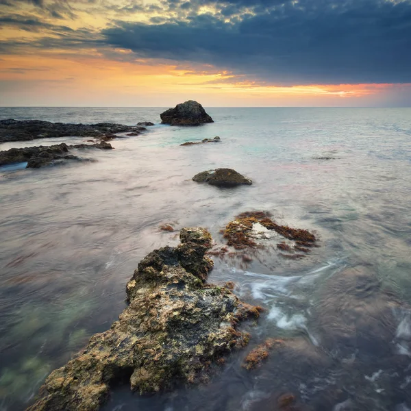 Beautiful seascape sunset. Nature composition — Stock Photo, Image