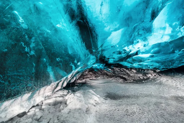 Cueva de hielo paisaje —  Fotos de Stock