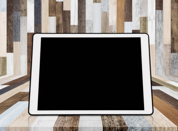 Digital tablet on wood background, with empty black screen for copy space — Stock Photo, Image