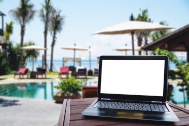 Dizüstü bilgisayar yaz ahşap tablo