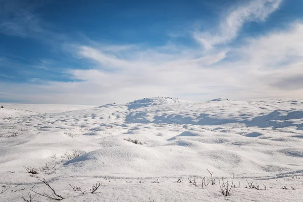 Paisagem Inverno Snowdrift Com Céu Azul Inverno — Fotografia de Stock