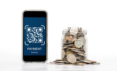 QR kodu tarama ödemesi. Mobil akıllı telefon taraması Ödeme için Qr kodu