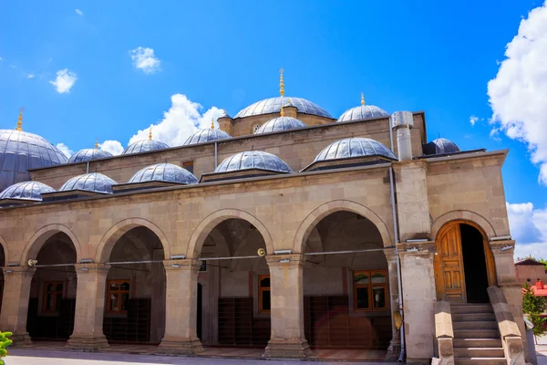 Tumba de Abu 'l Hasan Harakani y mezquita Evliya - Kars, Turquía — Foto de Stock
