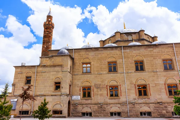 Mecmu'ul Hasan Harakani mezar ve Evliya Camii - Kars, Türkiye — Stok fotoğraf