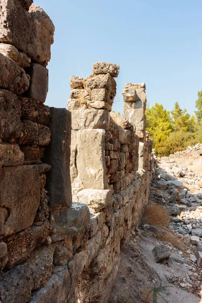 Ruins of the ancient town at Phaselis, Antalya, Turkey — Stock Photo, Image