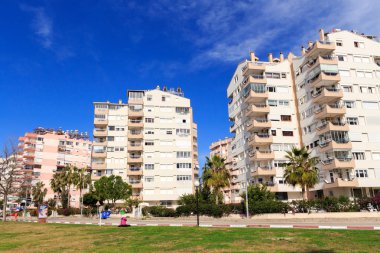 Bina Modern apartmanın dış ve şehir hayatı, gayrimenkul,