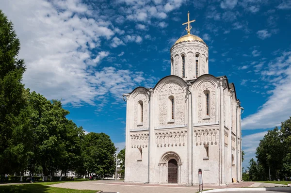 La cattedrale di San Demetrio è una cattedrale dell'antica città russa di Vladimir, in Russia. Patrimonio Mondiale UNESCO . — Foto Stock