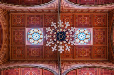 Büyük Sinagog 'daki Tavan Budapeşte, Macaristan' da tarihi bir binadır.