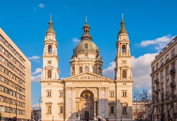 La Basilica di Santo Stefano è una basilica cattolica romana a Budapest, Ungheria. — Foto Stock