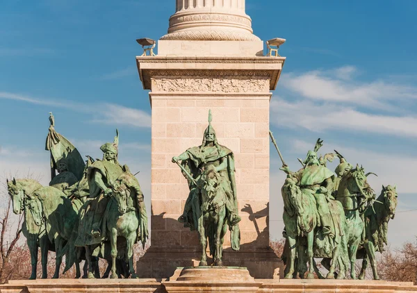 Памятник Тысячелетию на площади Героев или Хосок Тере - одна из главных площадей Будапешта — стоковое фото