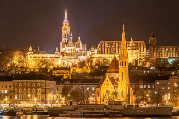 Ночной вид на Будапешт, Венгрия — стоковое фото