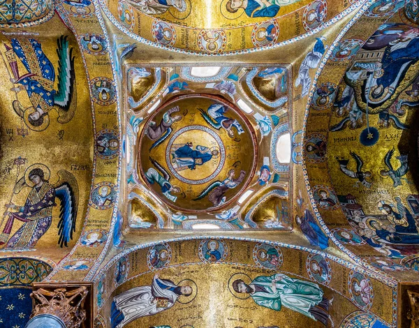 Sufit z słynnego kościoła Santa Maria dell'Ammiraglio w Palermo — Zdjęcie stockowe
