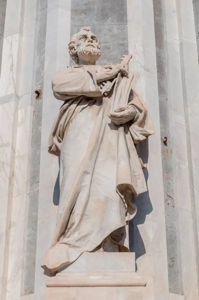 Widok elewacji i pomnik katedry Saint Agatha w Catania — Zdjęcie stockowe
