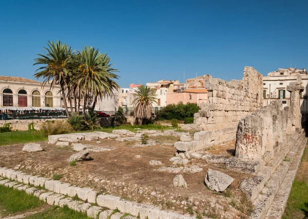 Eski antik tapınak Tempio di Apollo - Syracuse, Sicilya kalıntıları