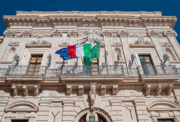Palazzo Beneventano del Bosco bir büyük townhouse Sicilya'daki Syracuse adlı olduğunu