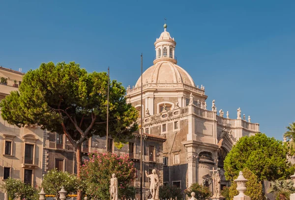 Kathedrale von Santa Agatha oder Dom von Catania in Catania — Stockfoto