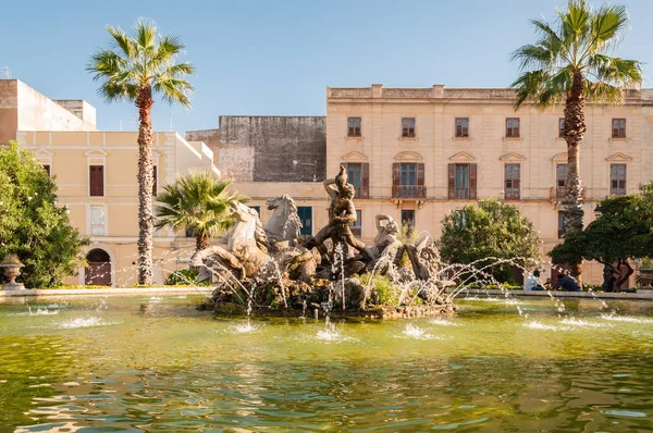 Vue de la fontaine de Trapani, Sicile — Photo