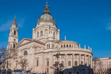 Aziz Stephen Bazilikası Budapeşte, Macaristan 'da bulunan bir Roma Katolik bazilikasıdır..