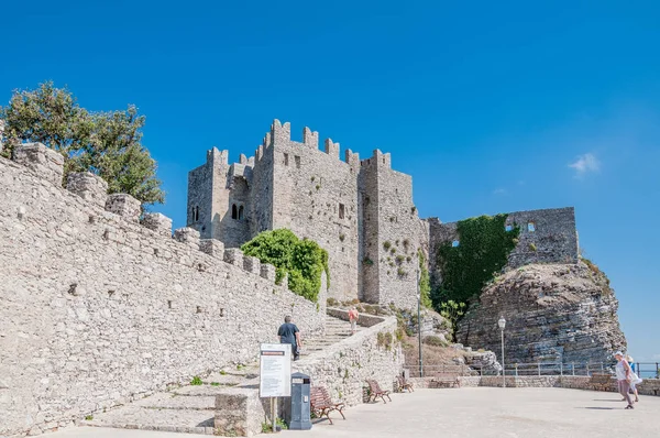 Castle in Erice, province of Trapani in Sicily — Stock Photo, Image