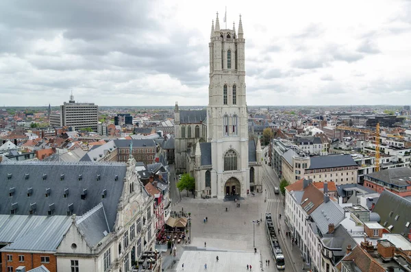 Die Kathedrale Saint Bavo ist eine gotische Kathedrale in Gent, Belgien — Stockfoto