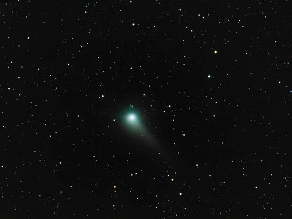 Comet C/2015 V2 Johnoson near  Earth — Stock Photo, Image