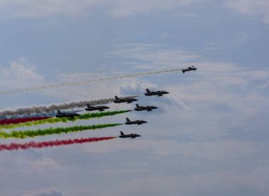 Uçak airshow içinde