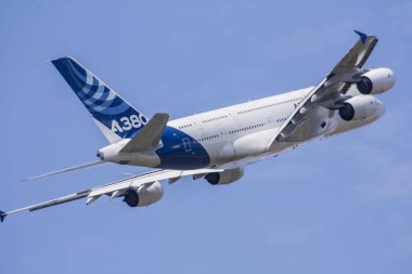Airbus A-380 airshow çıkar