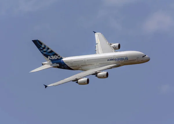 Airbus A-380 airshow çıkar