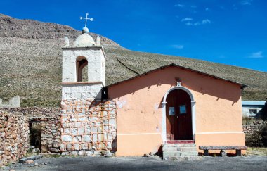 Sumbay Köyü, Güney Peru unutulmuş kilisede